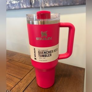 Camelia “barbie pink” Stanley